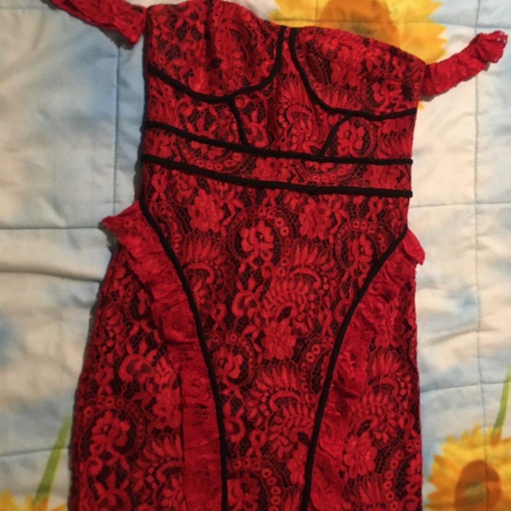 Pretty little thing bodycon dress size 6